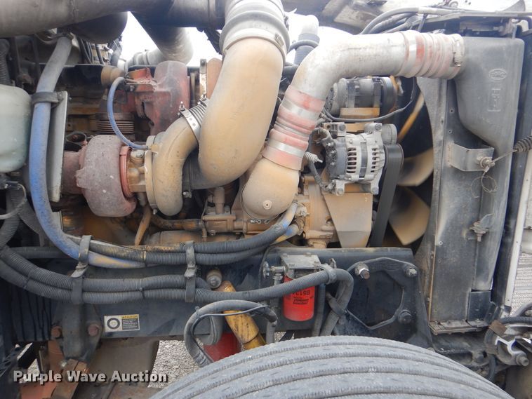 image for item GM9060 2005 Peterbilt 378  semi truck