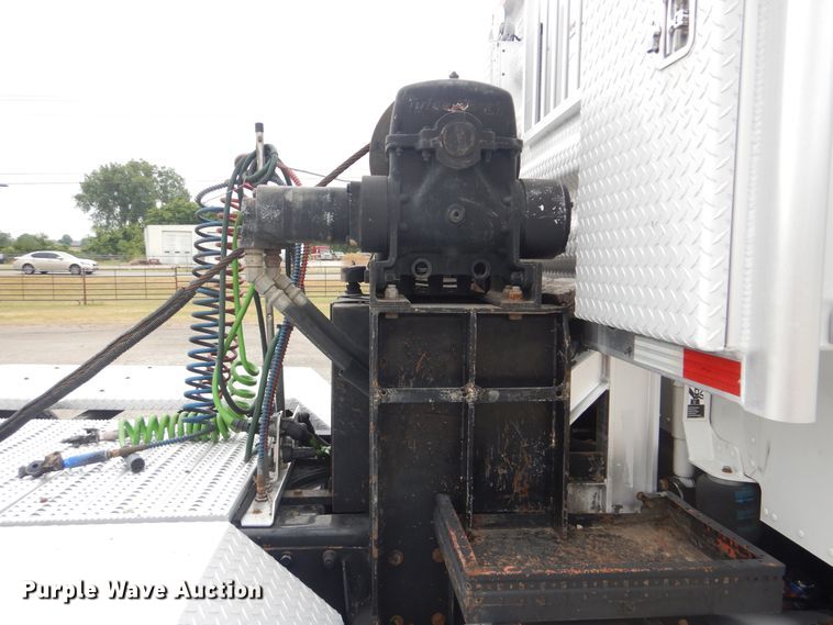 image for item GM9060 2005 Peterbilt 378  semi truck