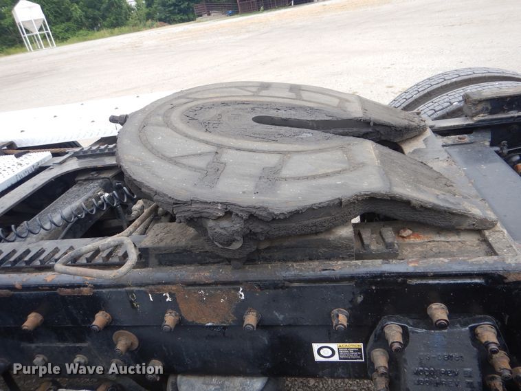 image for item GM9060 2005 Peterbilt 378  semi truck