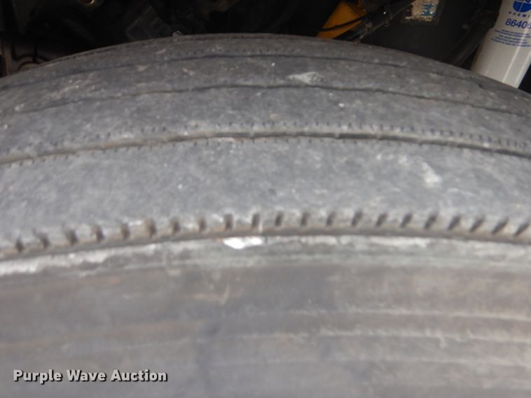 image for item GM9060 2005 Peterbilt 378  semi truck