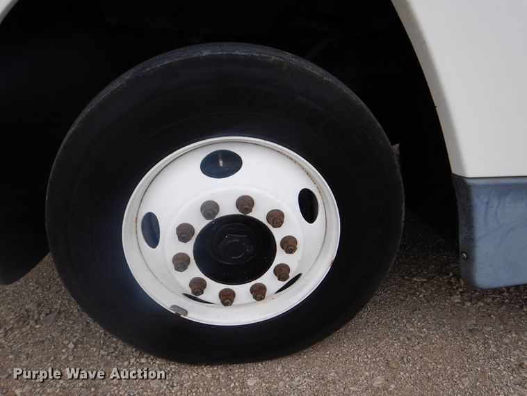 image for item GM9062 1998 Freightliner FLD  semi truck