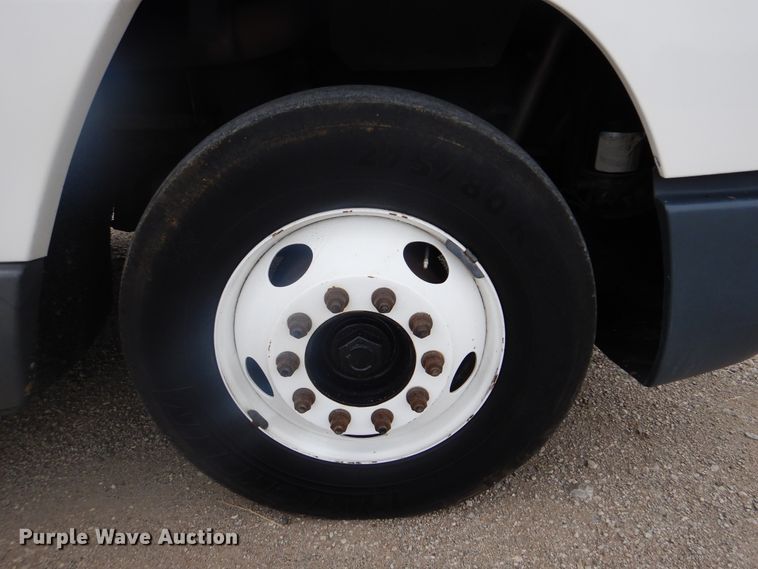 image for item GM9062 1998 Freightliner FLD  semi truck