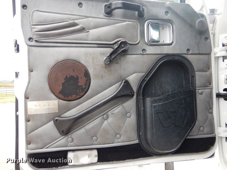 image for item GM9063 2011 Western Star 4900FA  crane truck