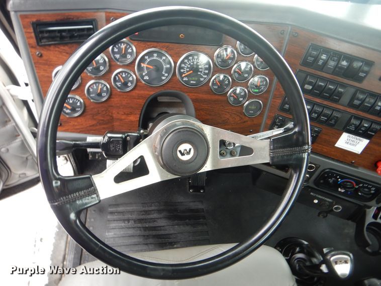 image for item GM9063 2011 Western Star 4900FA  crane truck