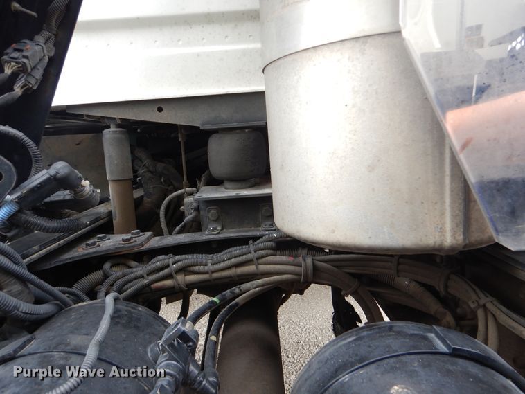 image for item GM9063 2011 Western Star 4900FA  crane truck