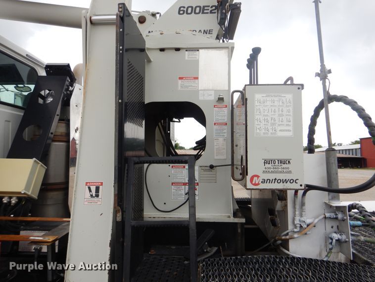 image for item GM9063 2011 Western Star 4900FA  crane truck