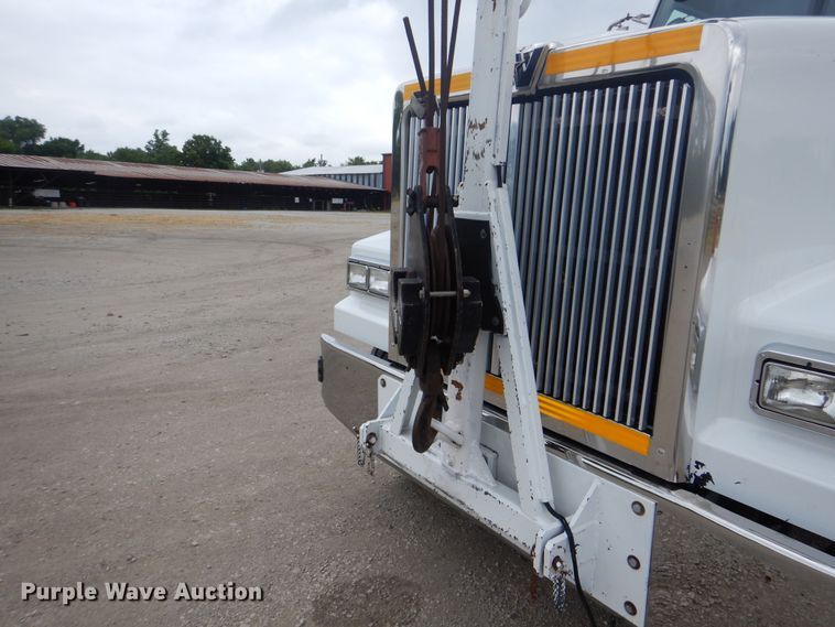 image for item GM9063 2011 Western Star 4900FA  crane truck