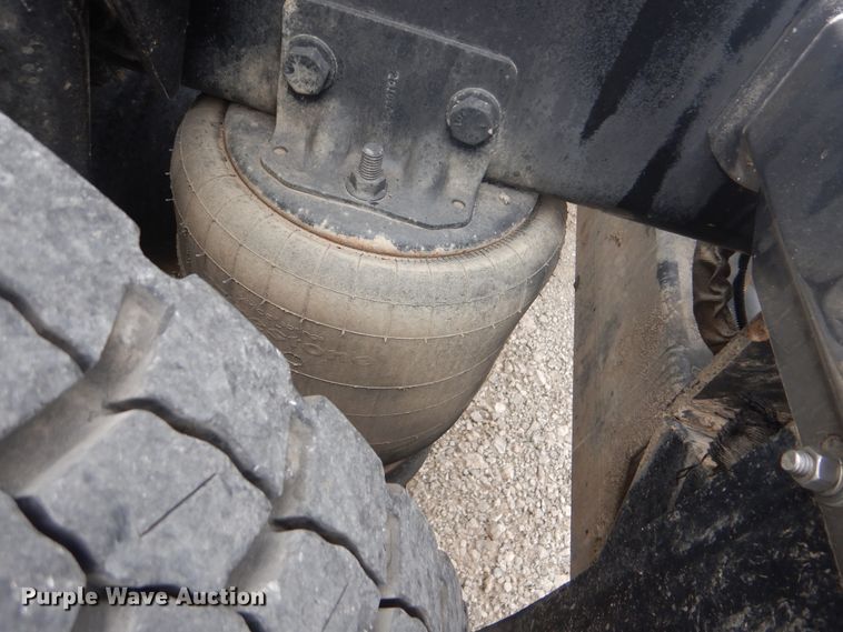 image for item GM9063 2011 Western Star 4900FA  crane truck