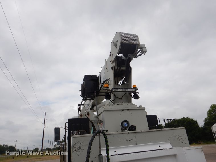 image for item GM9063 2011 Western Star 4900FA  crane truck