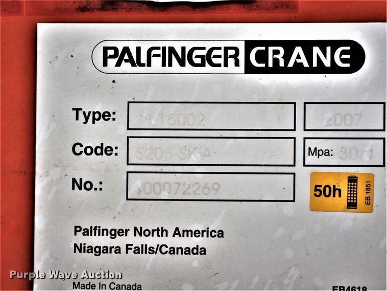 image for item GM9069 2008 International 7500  crane truck