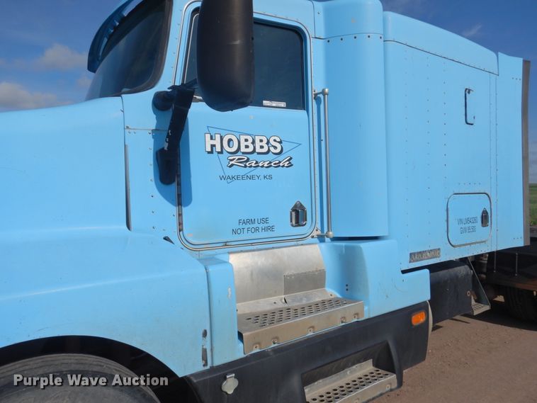 image for item GM9218 1990 Kenworth T600  semi truck