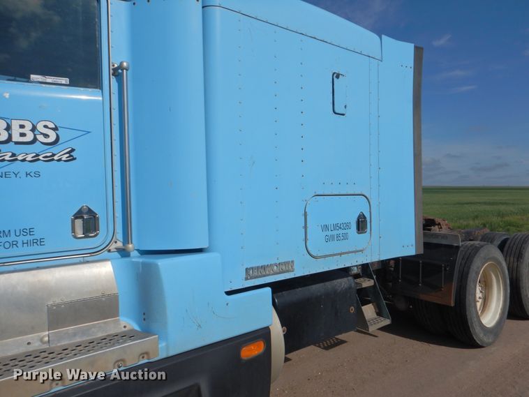 image for item GM9218 1990 Kenworth T600  semi truck