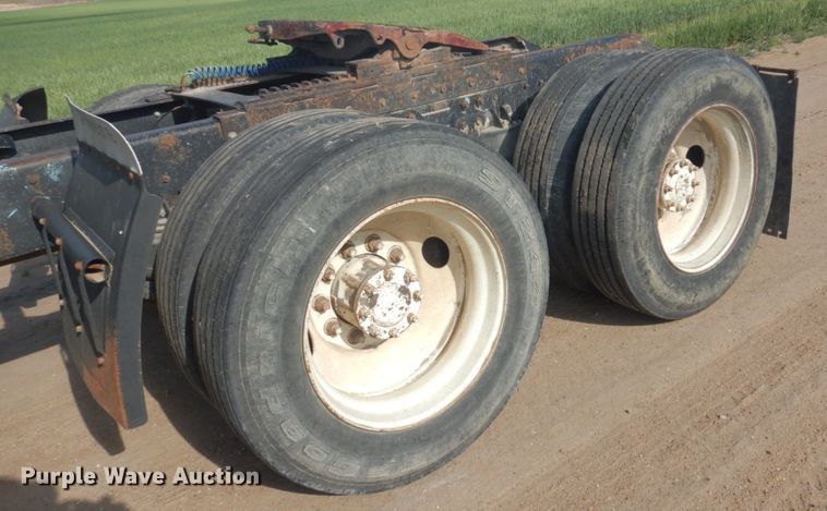 image for item GM9218 1990 Kenworth T600  semi truck