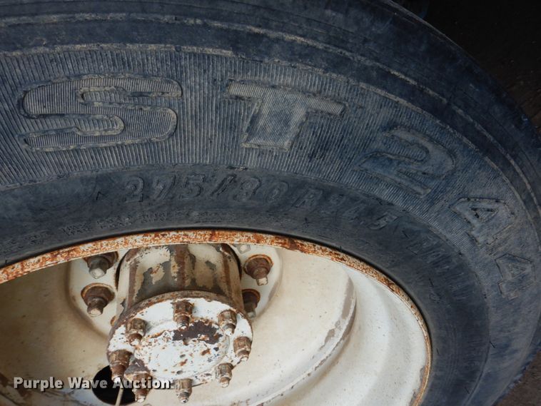 image for item GM9218 1990 Kenworth T600  semi truck