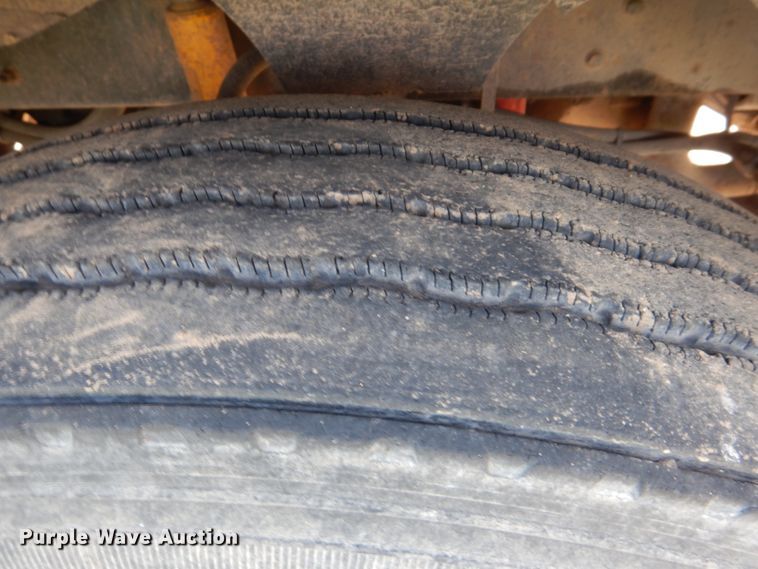 image for item GM9218 1990 Kenworth T600  semi truck