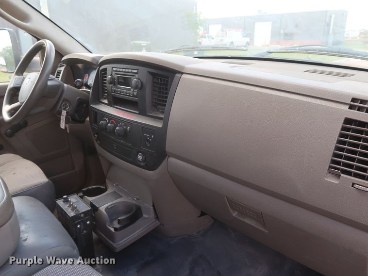 image for item GS9937 2008 Dodge Ram 4500  refrigerated truck