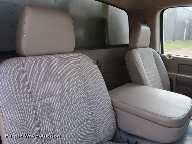 image for item GS9937 2008 Dodge Ram 4500  refrigerated truck