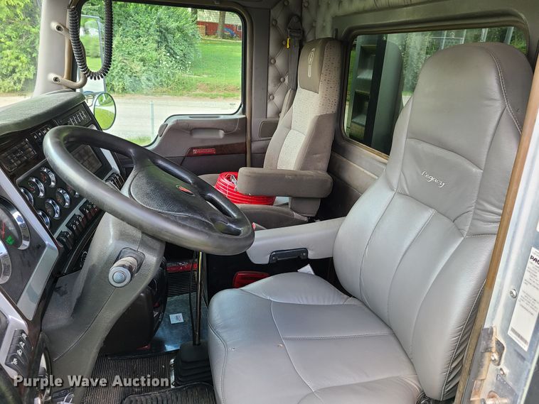 image for item GT9166 2014 Kenworth W900  semi truck