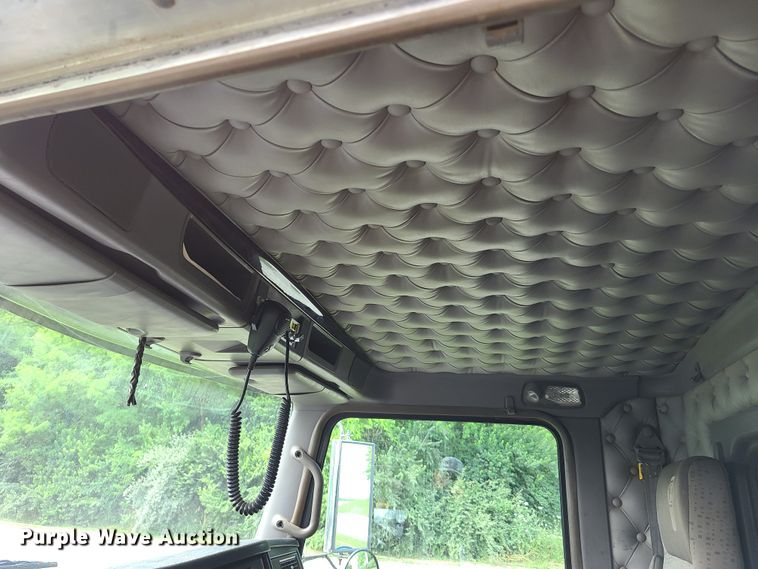 image for item GT9166 2014 Kenworth W900  semi truck