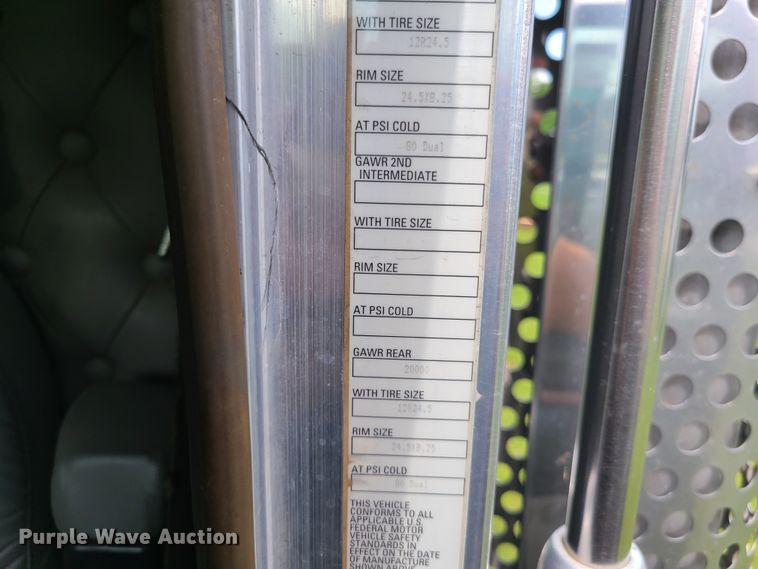 image for item GT9166 2014 Kenworth W900  semi truck