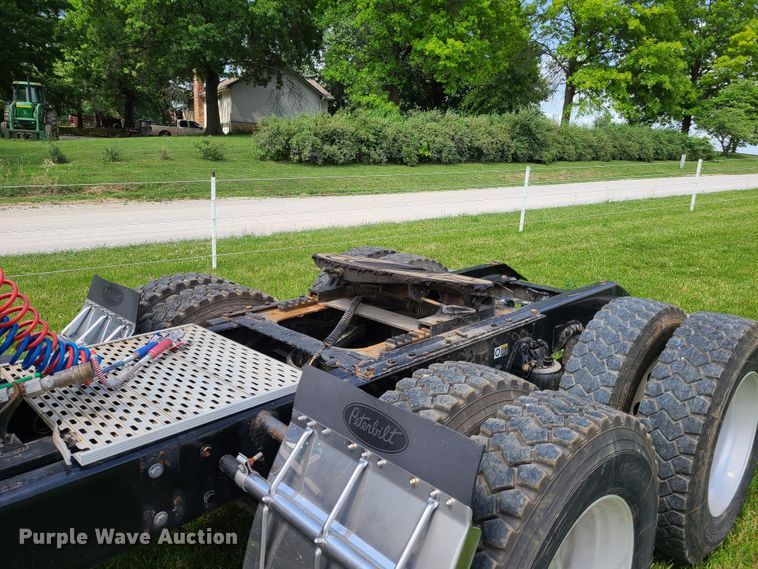 image for item GT9166 2014 Kenworth W900  semi truck