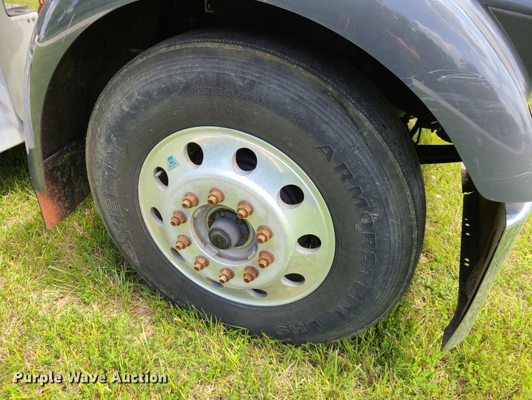 image for item GT9166 2014 Kenworth W900  semi truck