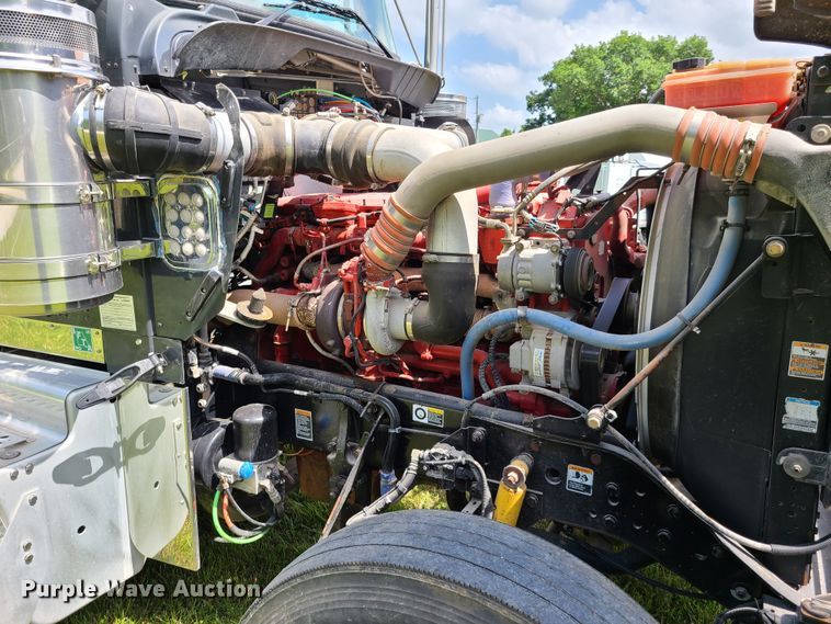 image for item GT9166 2014 Kenworth W900  semi truck