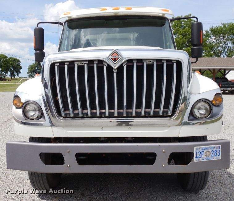 image for item GT9283 2012 International WorkStar 7600  semi truck