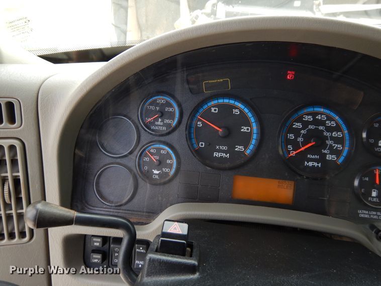 image for item GT9283 2012 International WorkStar 7600  semi truck