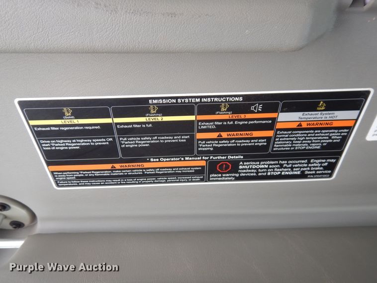 image for item GT9283 2012 International WorkStar 7600  semi truck