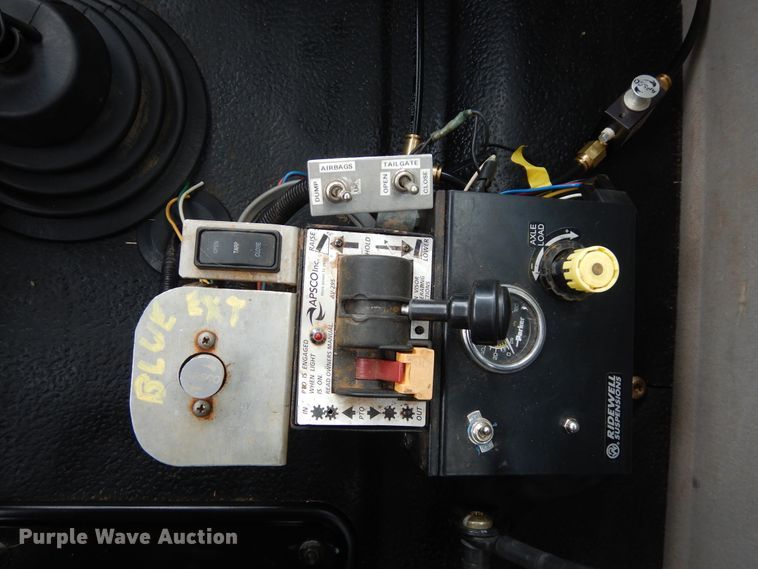 image for item GT9283 2012 International WorkStar 7600  semi truck