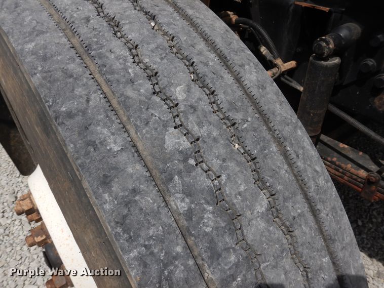 image for item GT9283 2012 International WorkStar 7600  semi truck