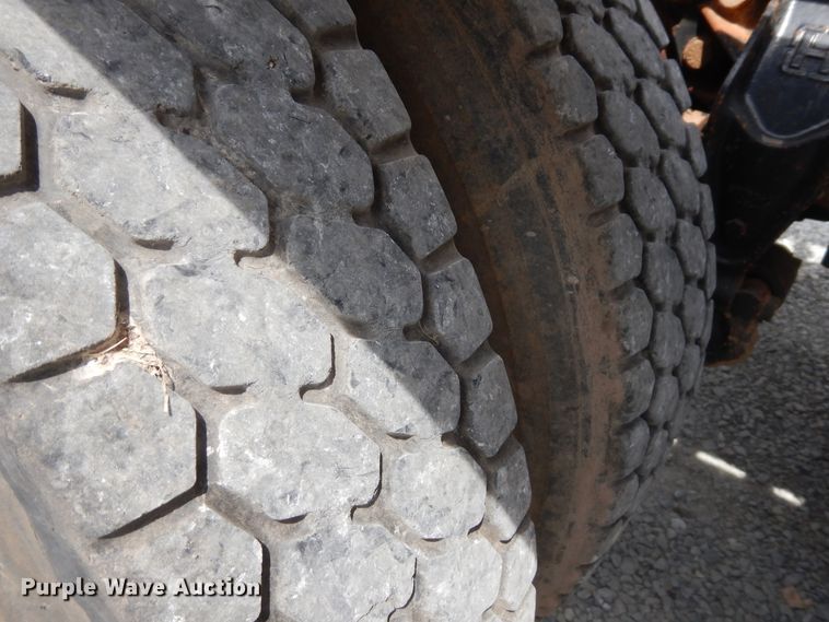 image for item GT9283 2012 International WorkStar 7600  semi truck