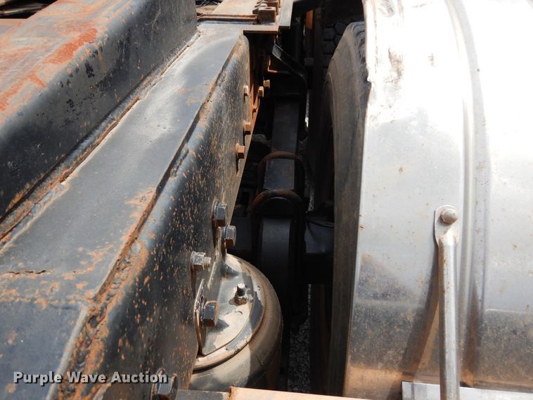 image for item GT9283 2012 International WorkStar 7600  semi truck