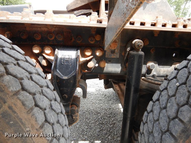 image for item GT9283 2012 International WorkStar 7600  semi truck