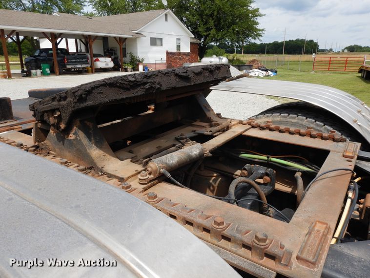 image for item GT9283 2012 International WorkStar 7600  semi truck