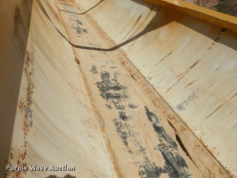 image for item GW9940 2000 Dan Hill Flowboy belt trailer