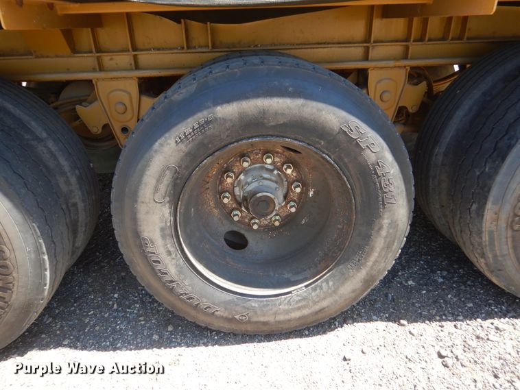 image for item GW9940 2000 Dan Hill Flowboy belt trailer