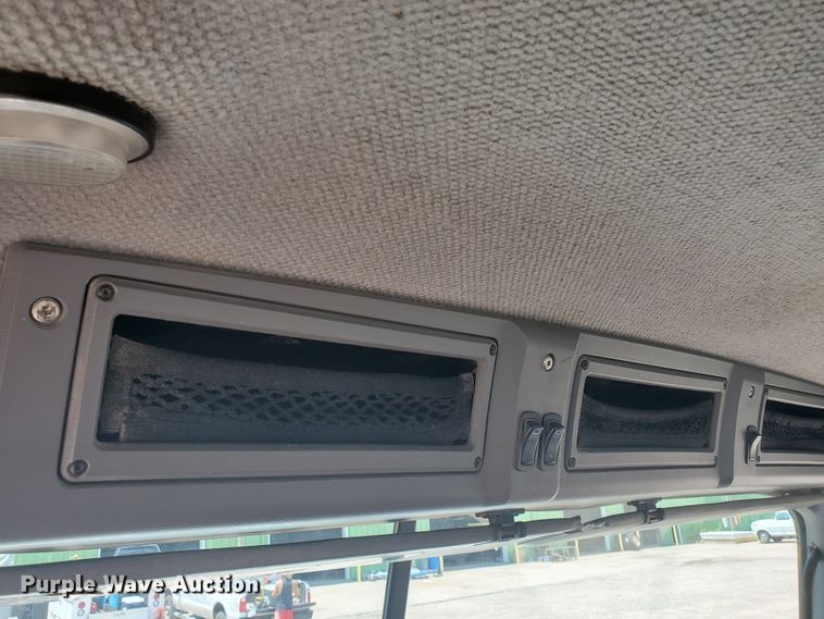 image for item HK9109 2008 Mack CHU semi truck