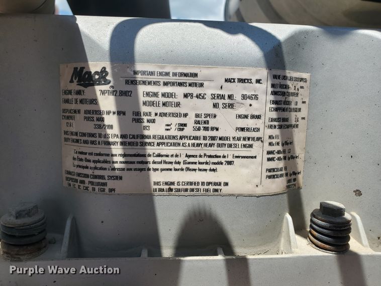 image for item HK9109 2008 Mack CHU semi truck