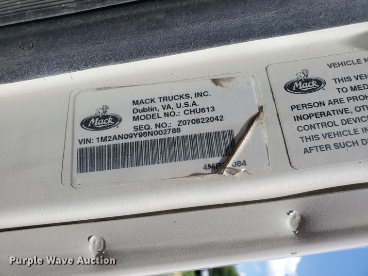 image for item HK9109 2008 Mack CHU semi truck