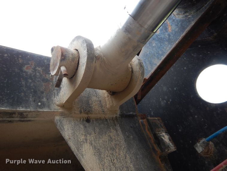 image for item HM9602 1996 Fontaine TB50NGB lowboy equipment trailer