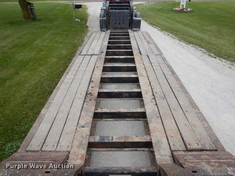 image for item HM9602 1996 Fontaine TB50NGB lowboy equipment trailer