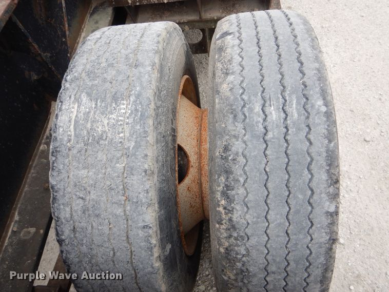 image for item HM9602 1996 Fontaine TB50NGB lowboy equipment trailer