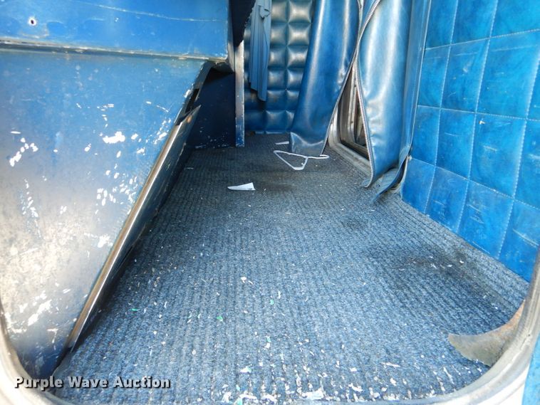 image for item HM9604 1985 Peterbilt 359  Semi truck