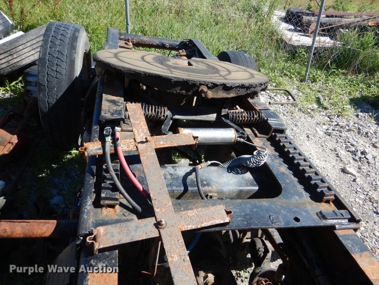 image for item HM9604 1985 Peterbilt 359  Semi truck