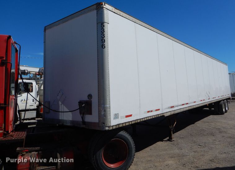 image for item HM9605 2000 Wabash dry van trailer