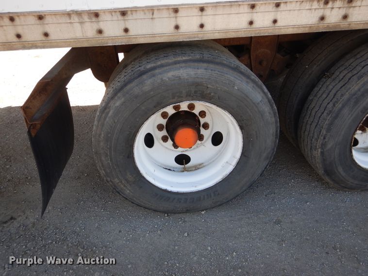 image for item HM9605 2000 Wabash dry van trailer