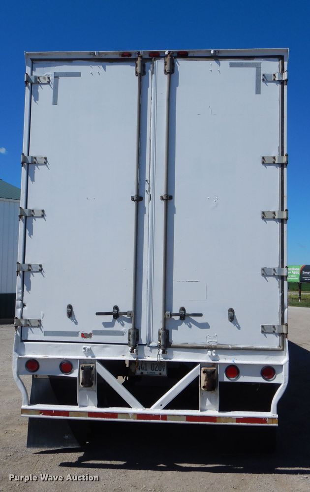 image for item HM9606 2004 Wabash dry van trailer