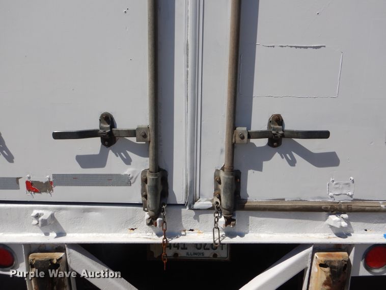 image for item HM9606 2004 Wabash dry van trailer